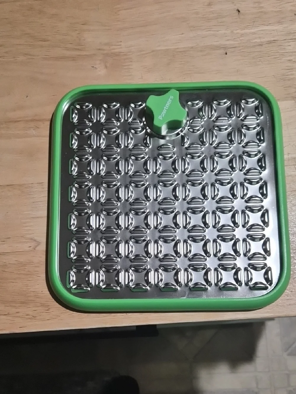 Dog Lick/feeder Mat Stainless Steel Hangable Or Grip For Ground